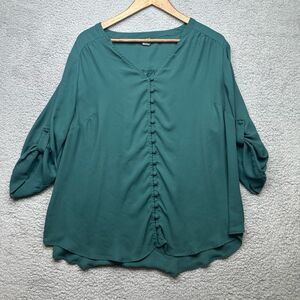 Torrid 3/4 sleeve Blouse Sz 2